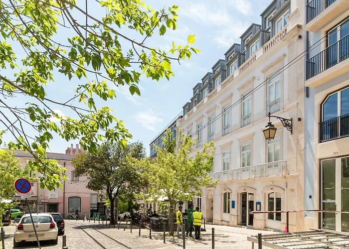 Unique Chiado, 2 Bedroom Deluxe Suite