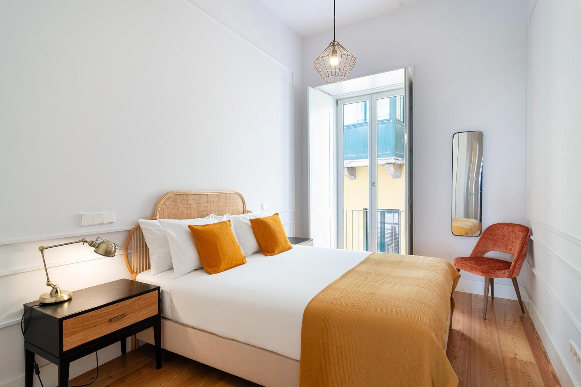 Unique Chiado, 2 Bedroom Deluxe Apartment