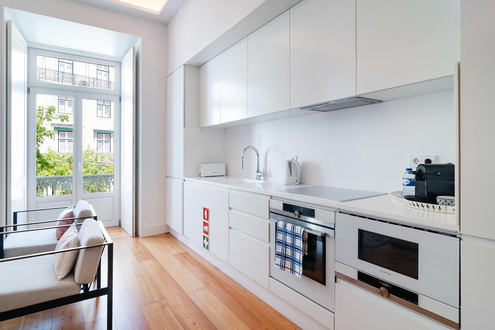 Unique Chiado, 2 Bedroom Deluxe Apartment