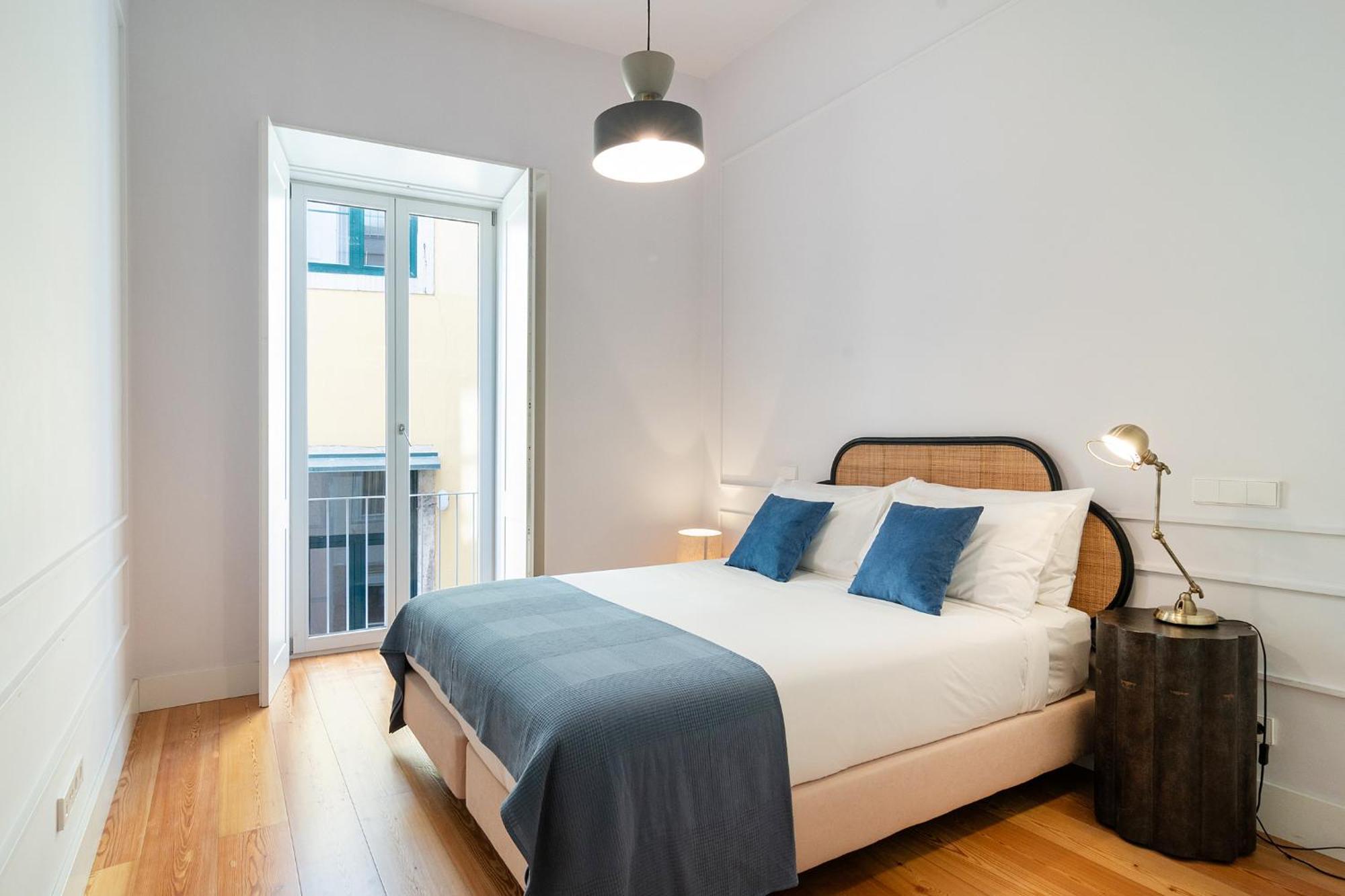 Unique Chiado, 2 Bedroom Deluxe Apartment